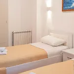 Goliku Villa *