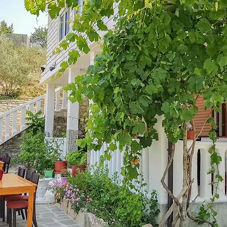 Goliku Vila
