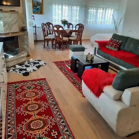 Villa Goliku Pestani