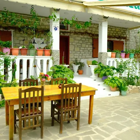 Villa Goliku